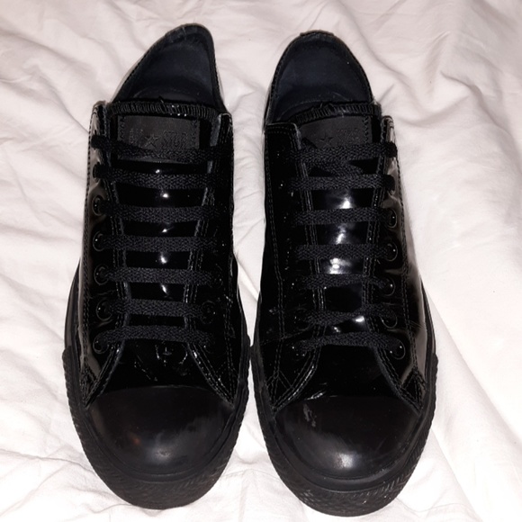 patent leather chucks